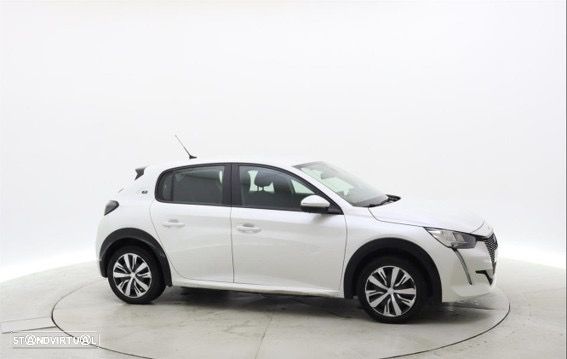 Peugeot e-208 - 5