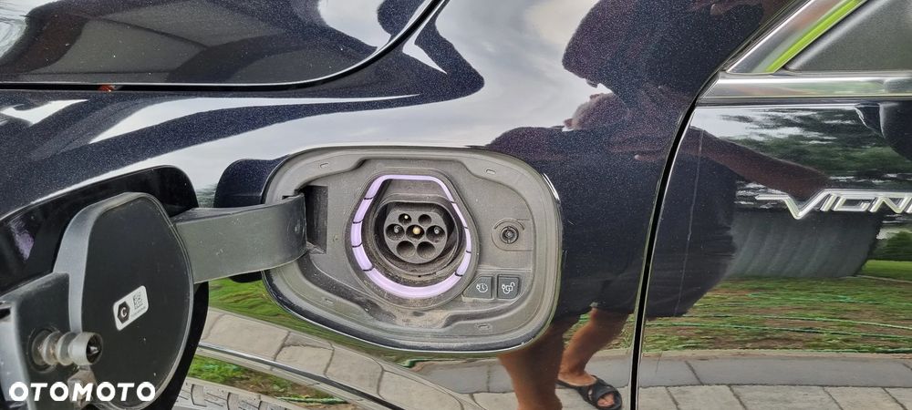 Ford Kuga 2.5P PHEV FWD Vignale - 32