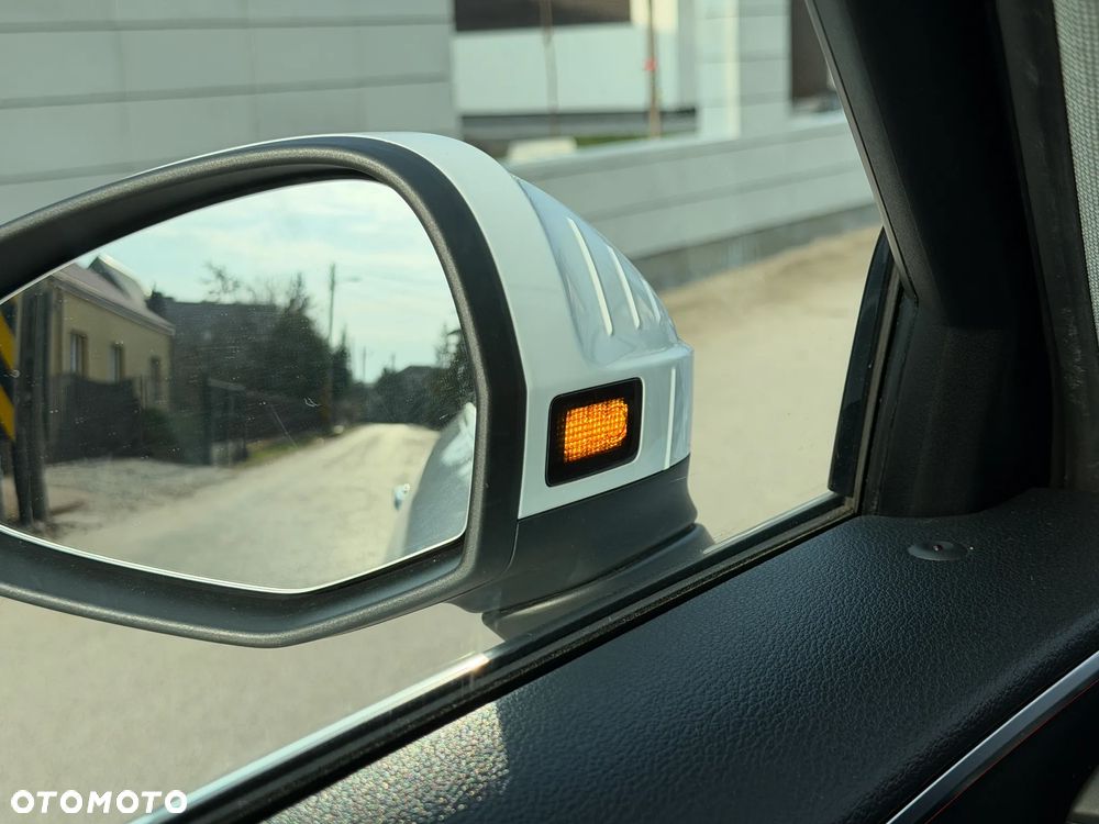 Audi A4 Avant 35 TFSI S tronic - 39