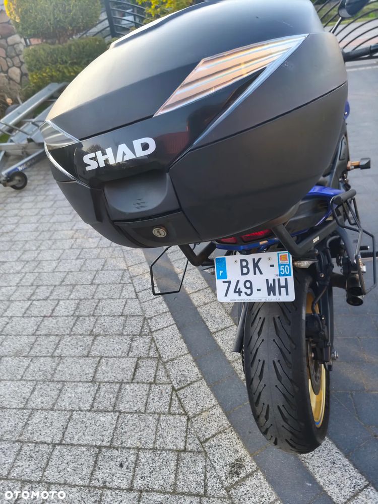 Yamaha FZ - 17
