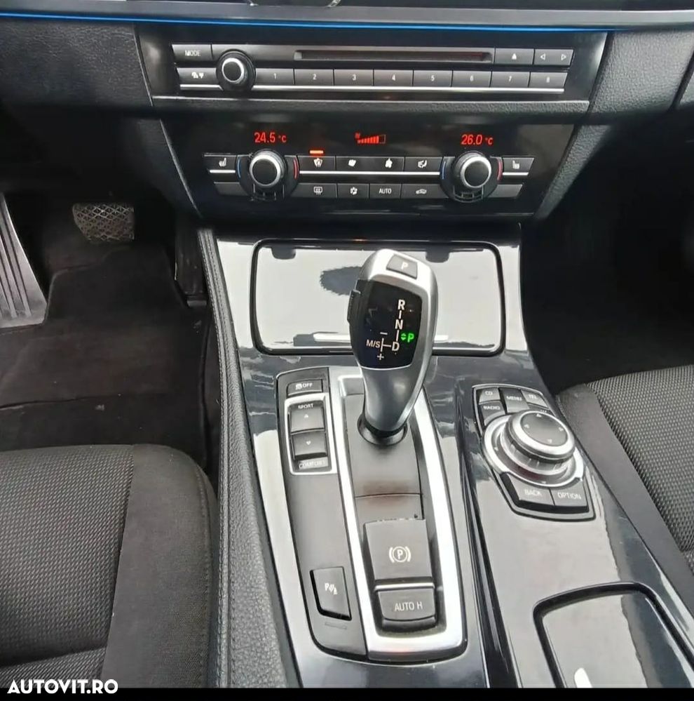 BMW Seria 5 520d Aut. - 7