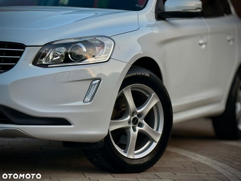 Volvo XC 60 D4 Drive-E Momentum - 2