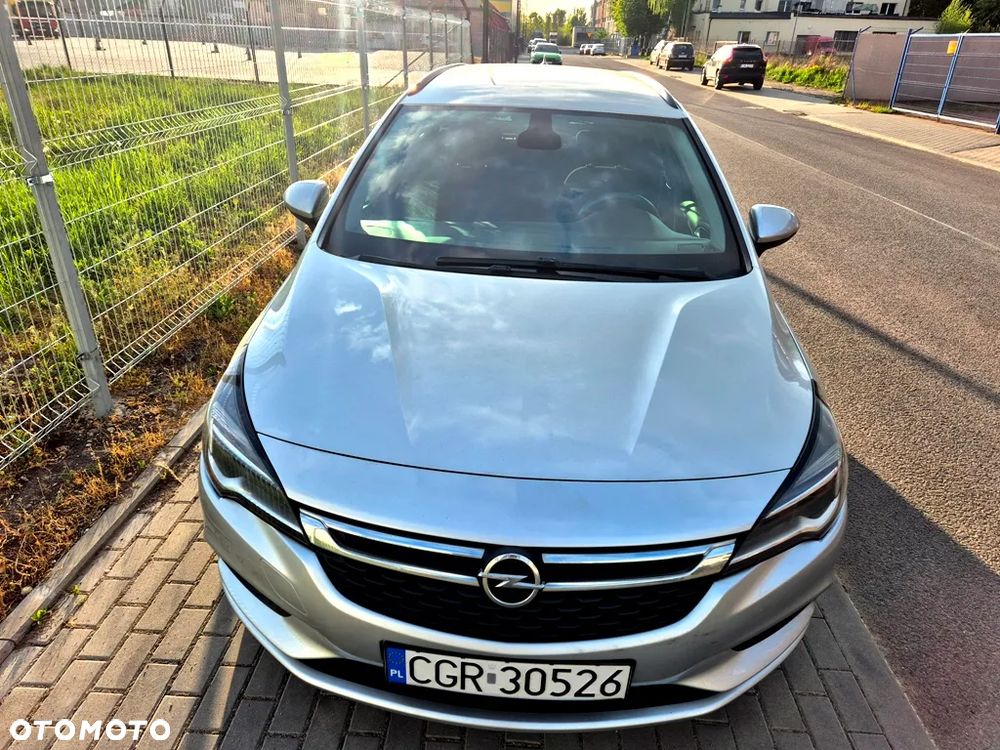 Opel Astra 1.6 CDTI Enjoy - 9