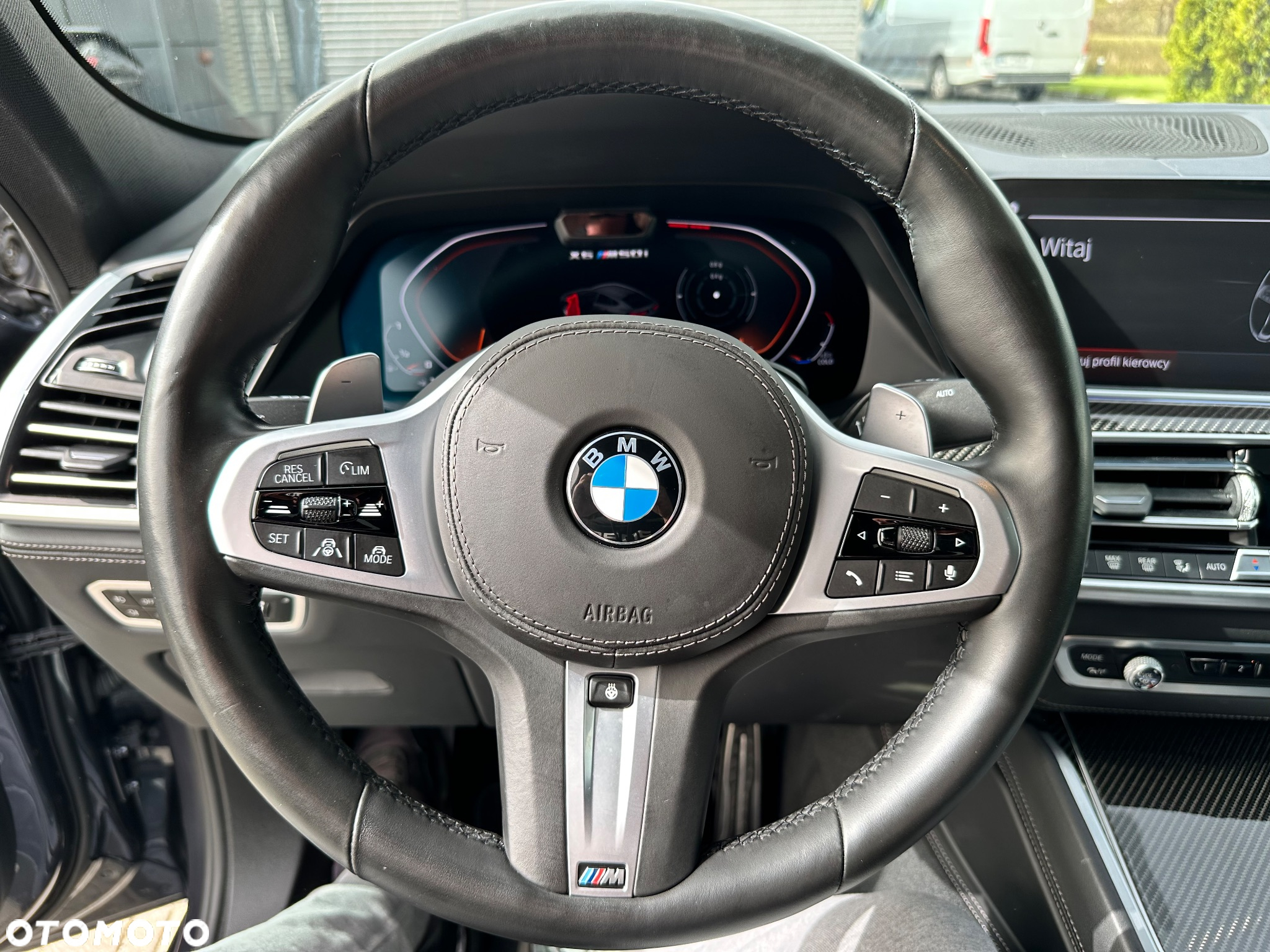 BMW X6M - 19