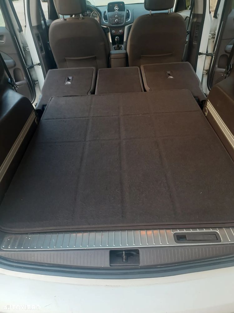 Opel Zafira - 6