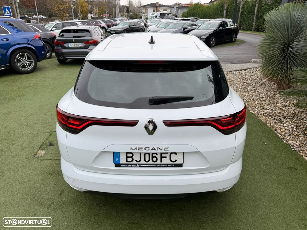 Renault Mégane Sport Tourer 1.5 Blue dCi Equilibre EDC - 11