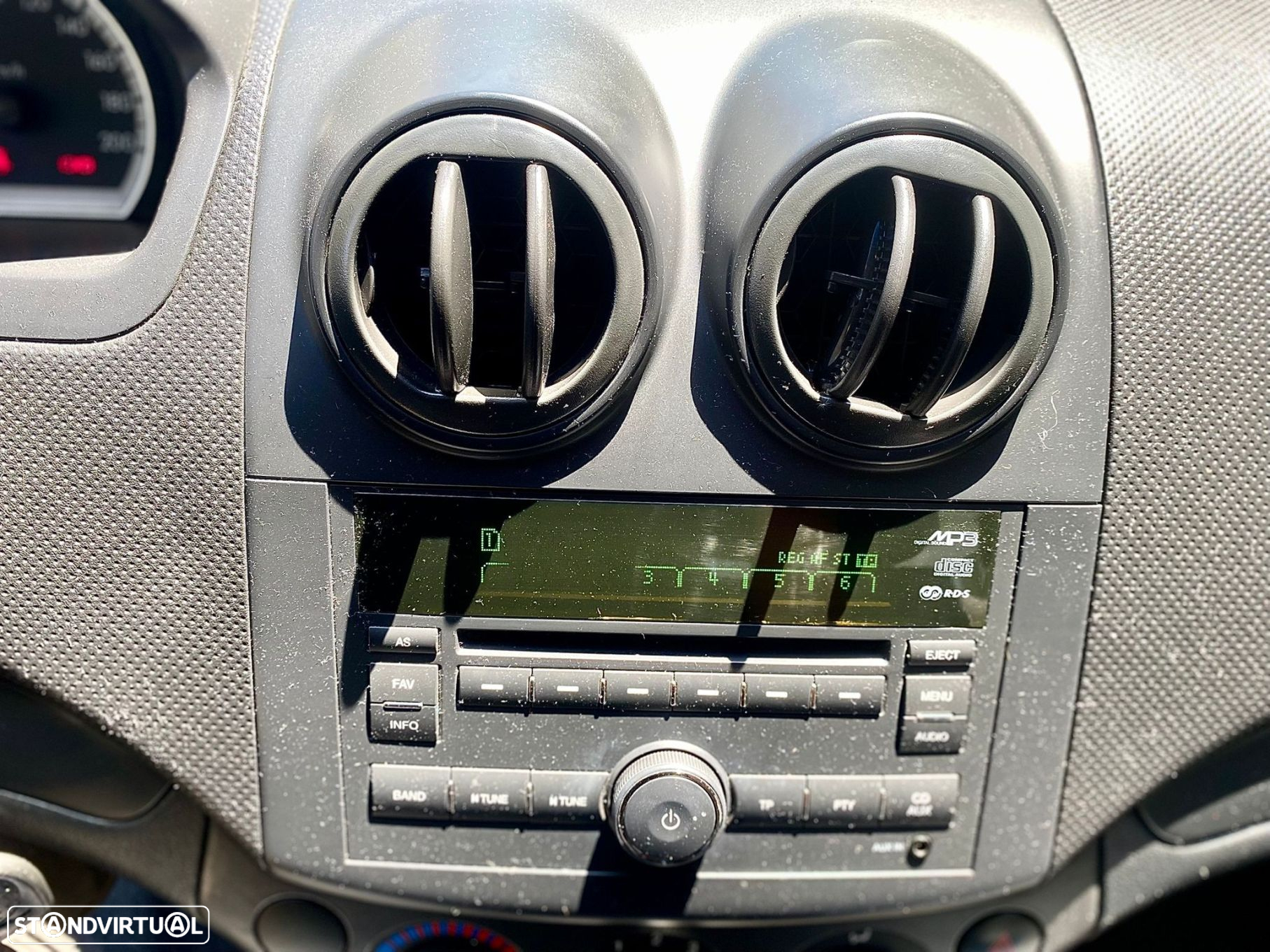 Chevrolet Aveo 1.2 L - 14