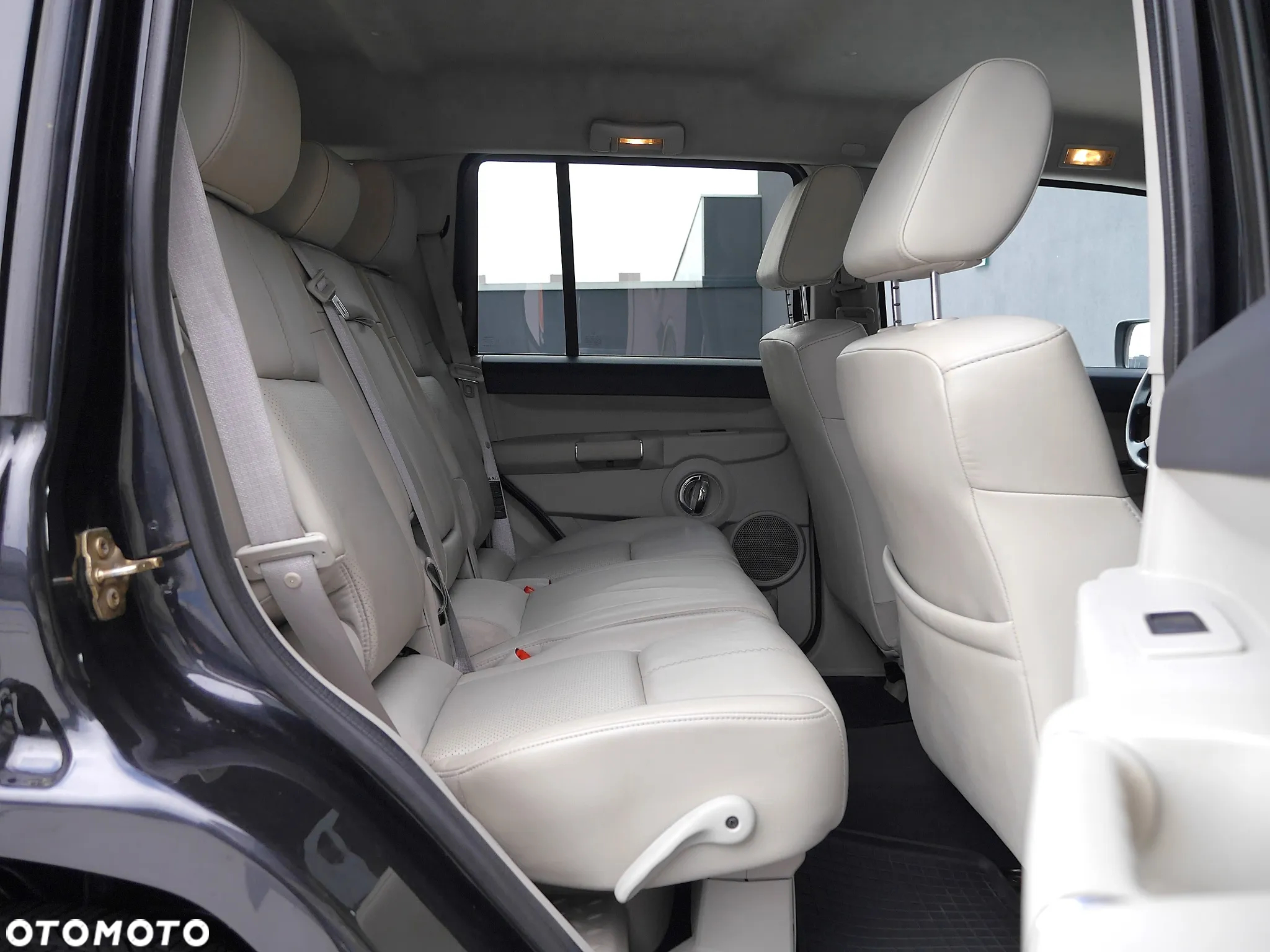 Jeep Commander 3.0 CRD Limited - 25
