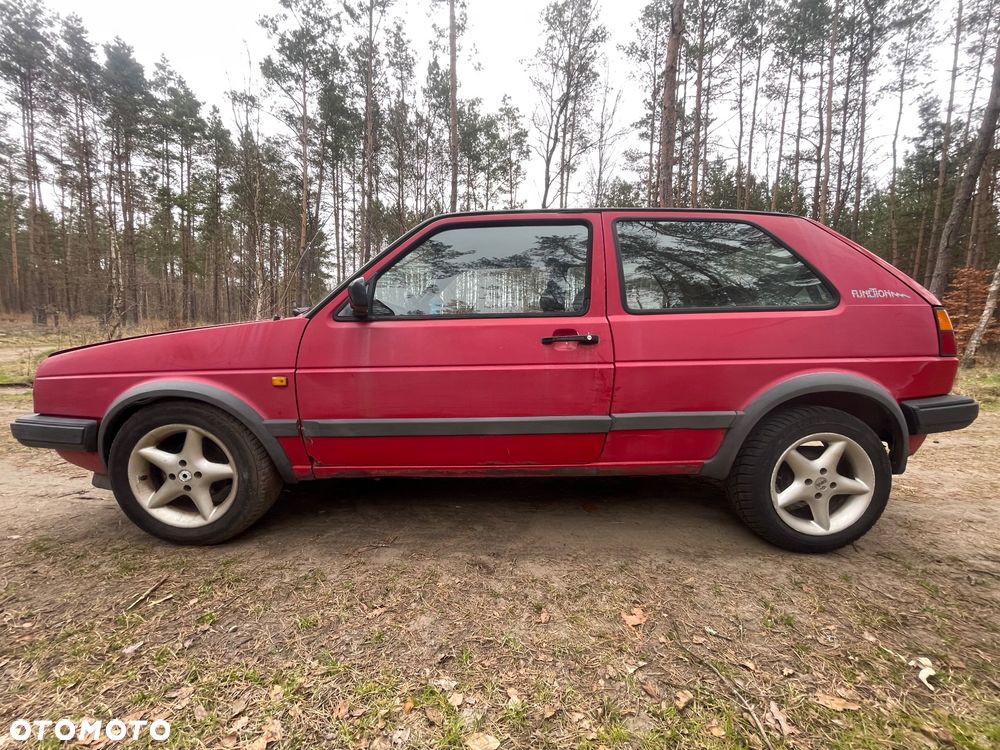 Volkswagen Golf 1.6 GL D - 4