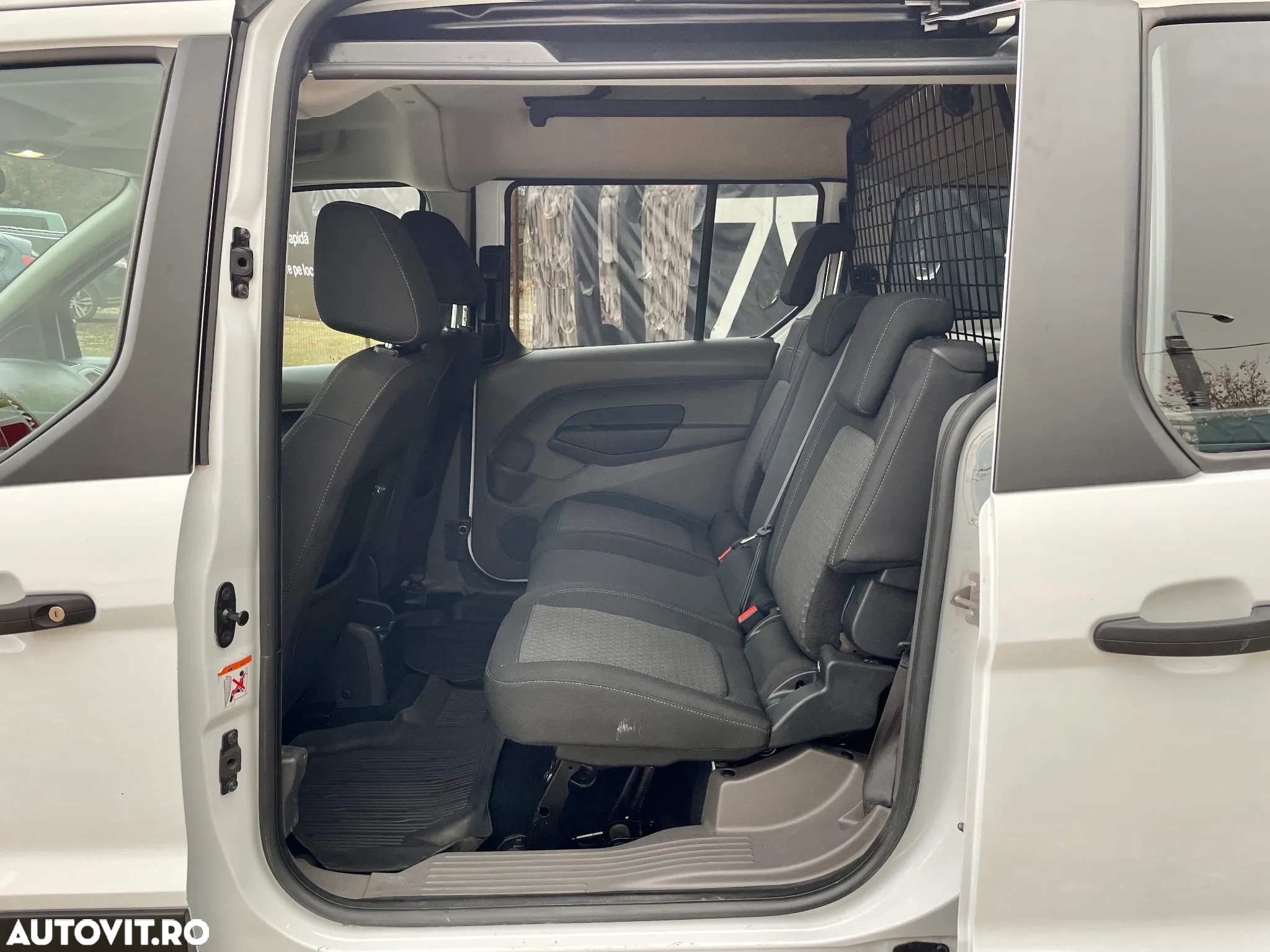 Ford Transit Connect 1.5 EcoBlue 100CP 6MT Kombi L2 Trend - 14