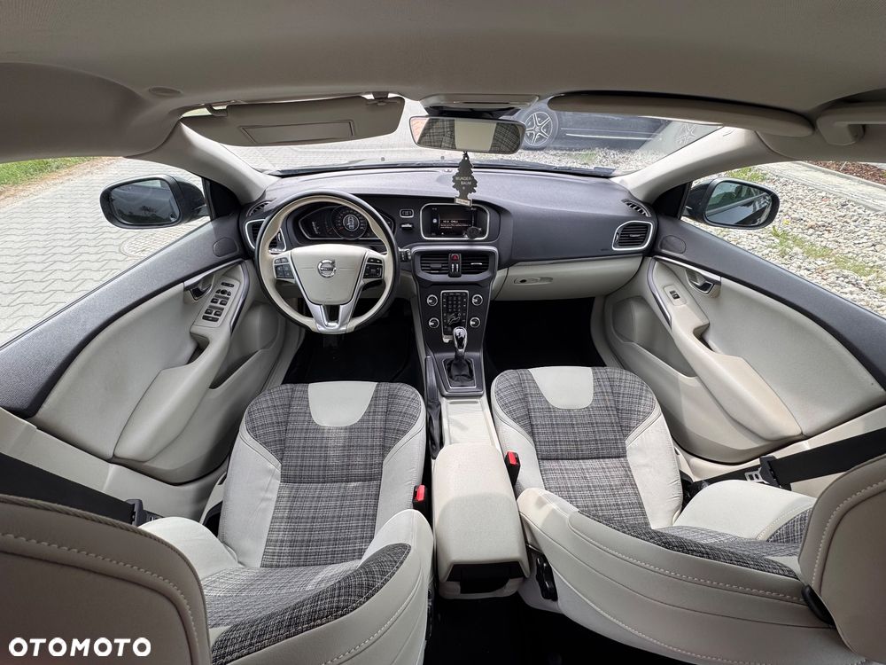 Volvo V40 Cross Country D2 Drive-E SCR Kinetic - 10