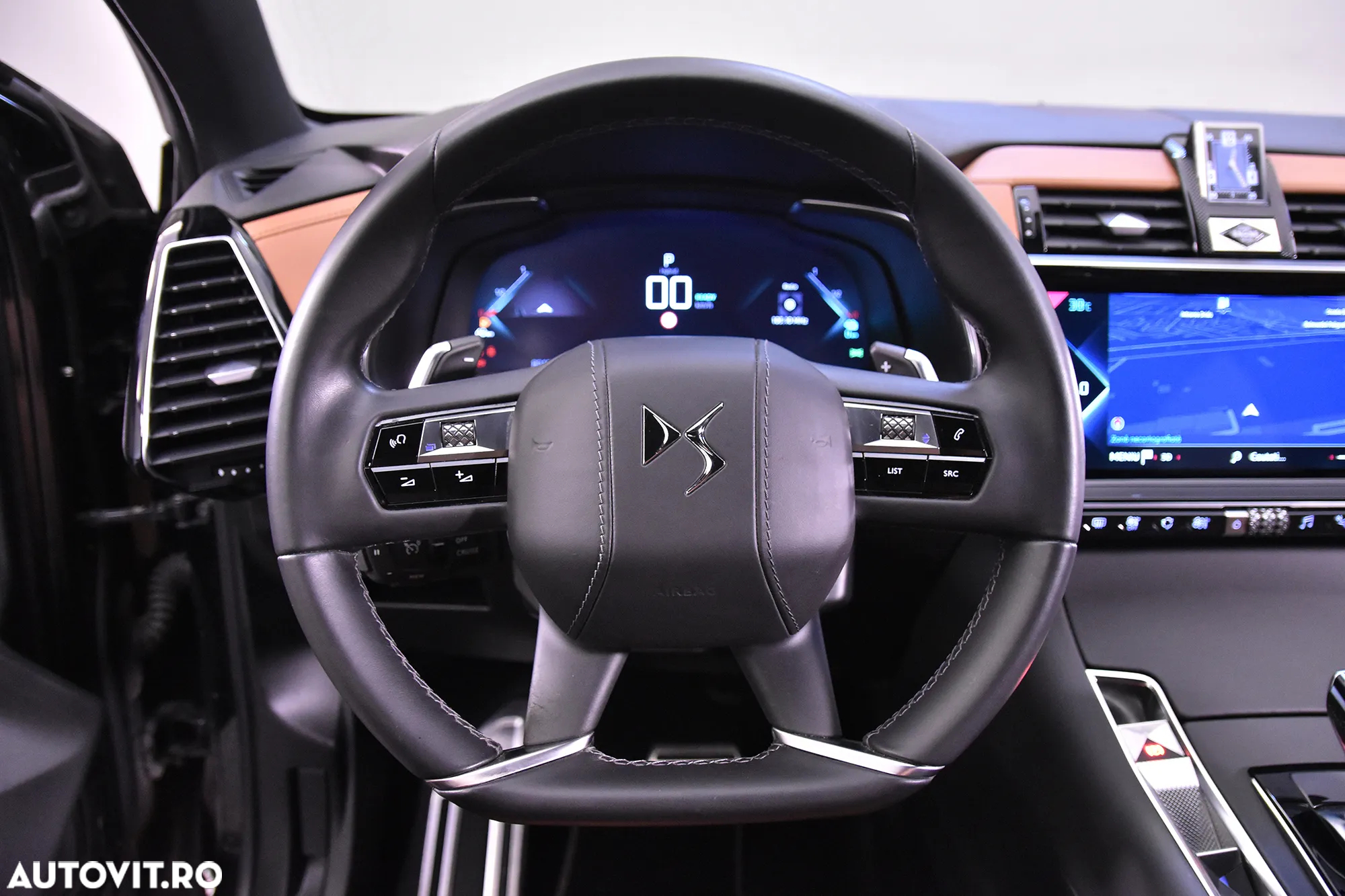 DS Automobiles DS 7 Crossback - 14