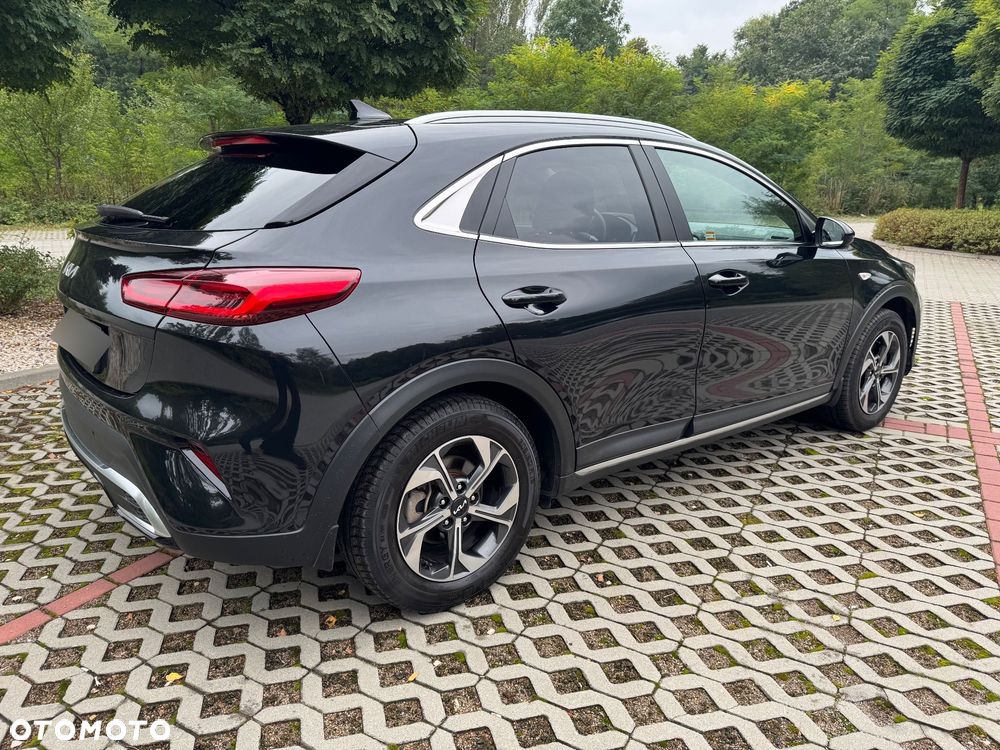 Kia XCeed 1.5 T-GDI M - 11