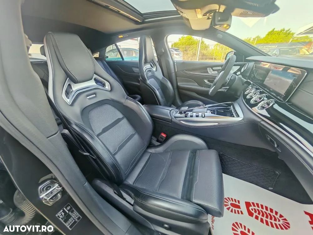 Mercedes-Benz AMG - 9