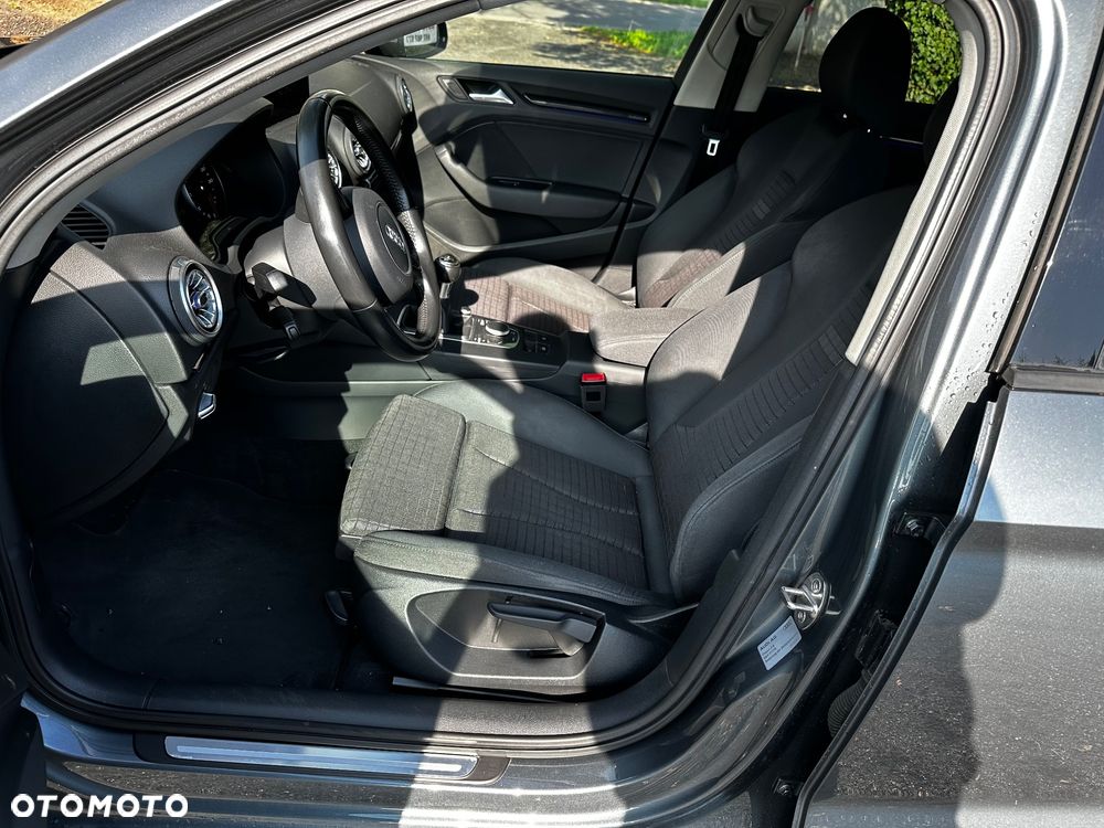 Audi A3 Limousine 2.0 TDI (clean diesel) Ambiente - 13