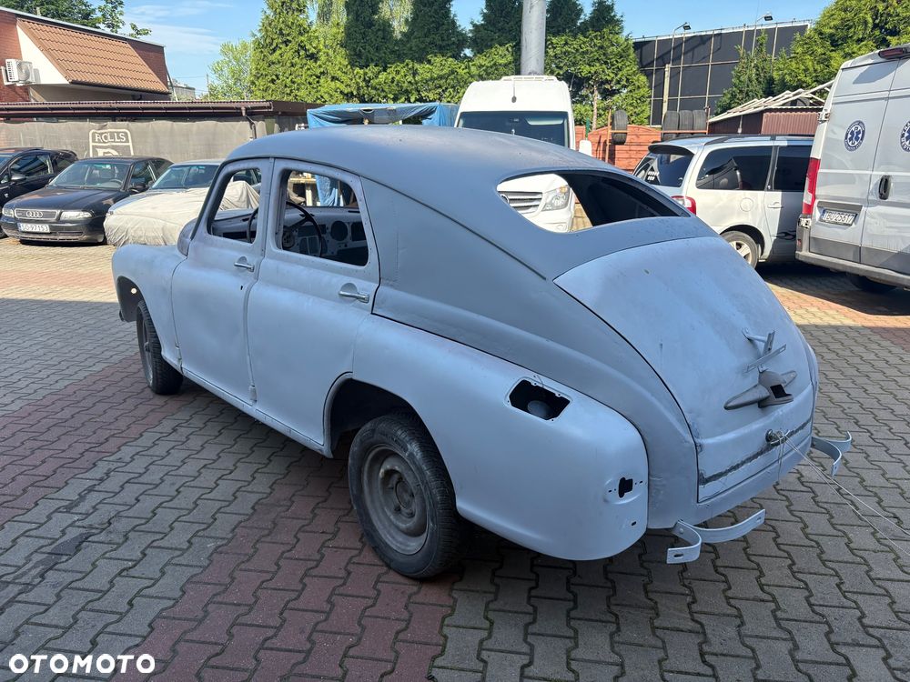 Warszawa M-20 - 3