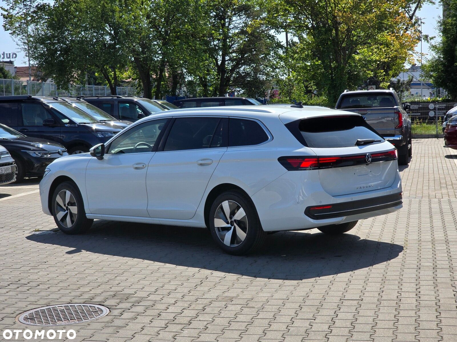 Volkswagen Passat 2.0 TDI SCR Business Plus DSG - 12