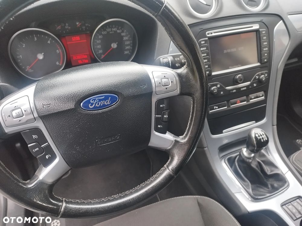 Ford Mondeo 2.0 TDCi Titanium S - 12