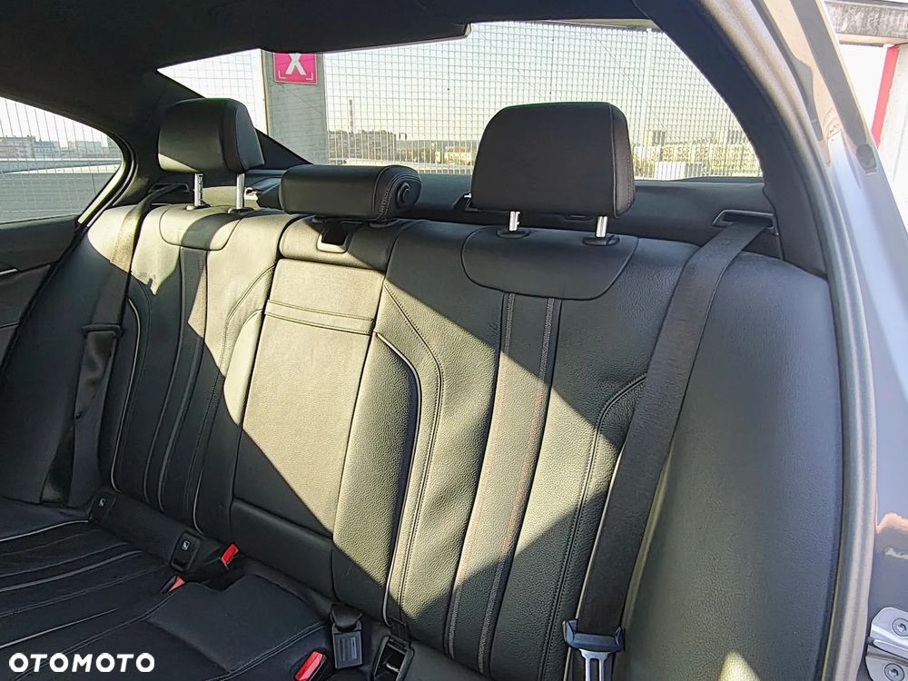 BMW Seria 5 530d xDrive mHEV M Sport sport - 19