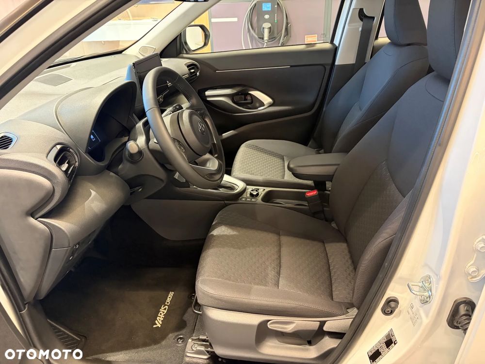 Toyota Yaris Cross - 6