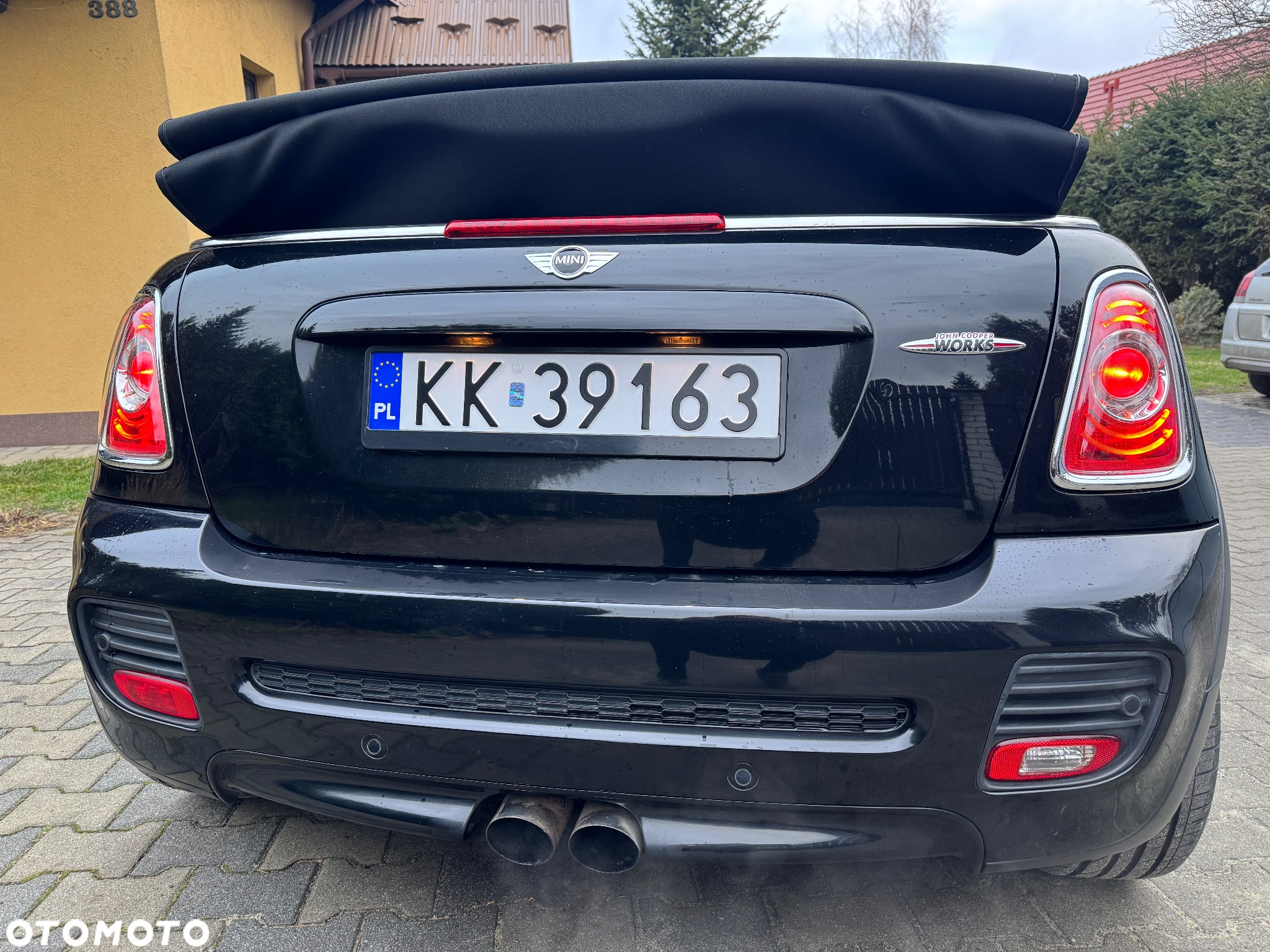 MINI John Cooper Works Cabrio - 23