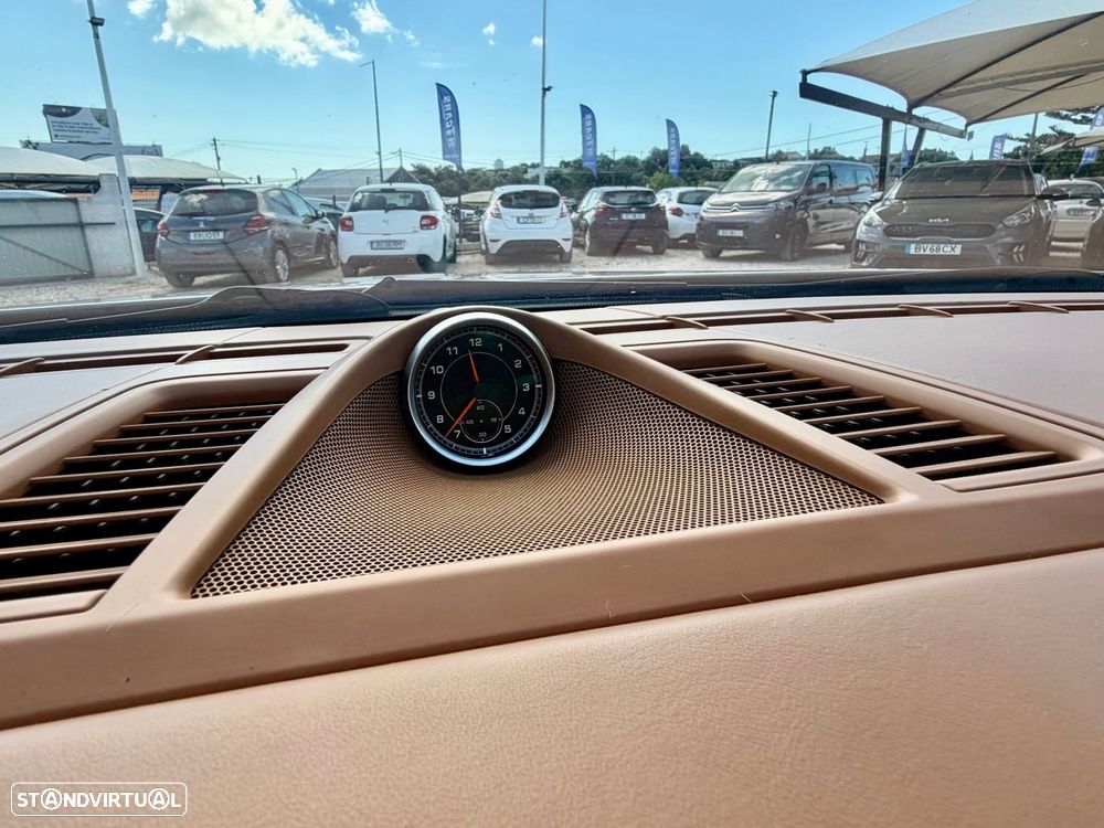 Porsche Panamera S Hybrid - 21