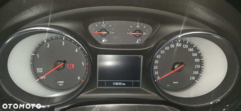 Opel Astra 1.6 CDTI Dynamic S&S - 13