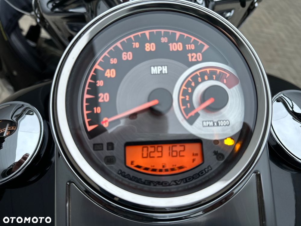 Harley-Davidson Touring Road King - 14