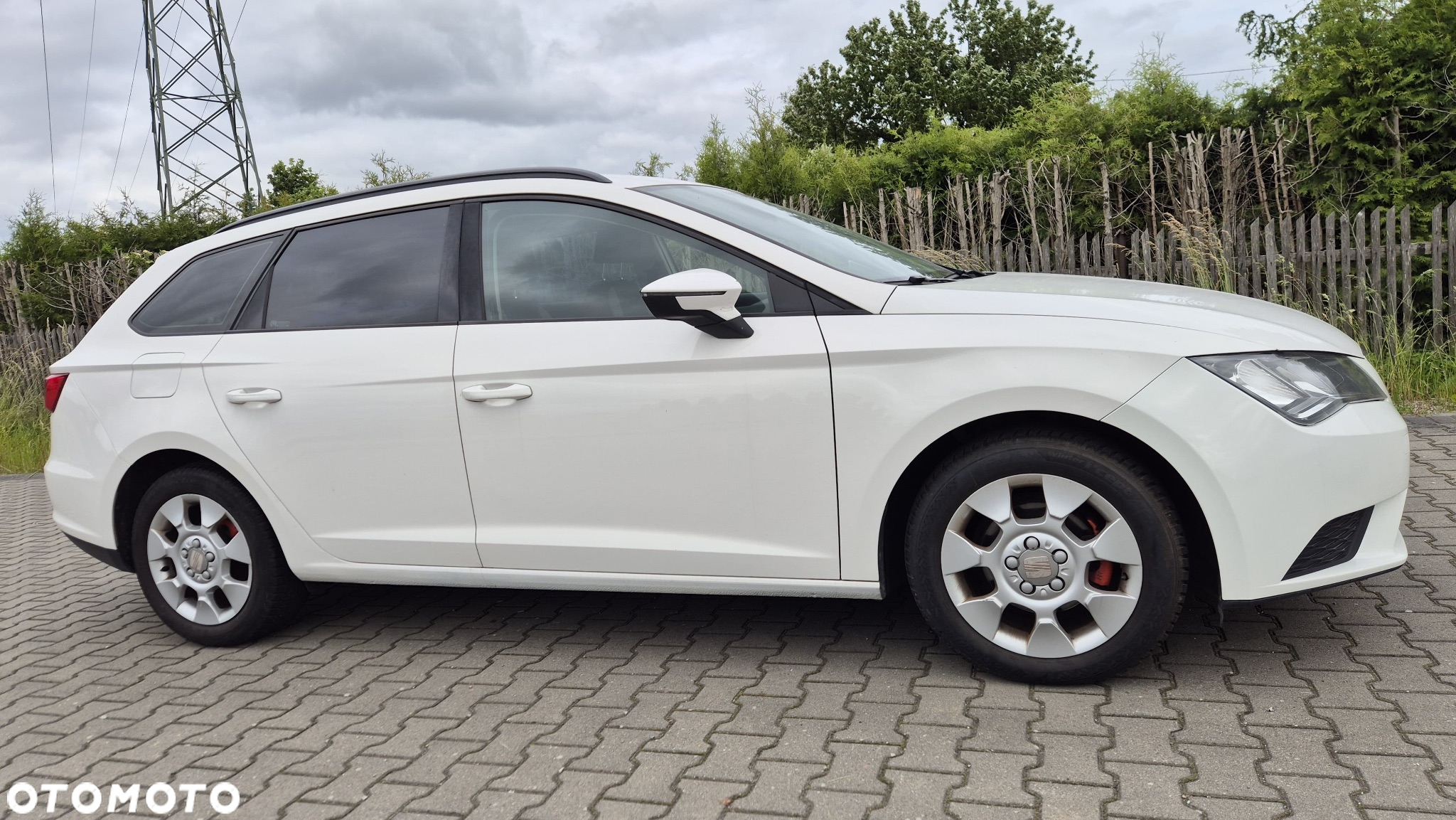 Seat Leon 1.6 TDI DPF Ecomotive Reference - 5