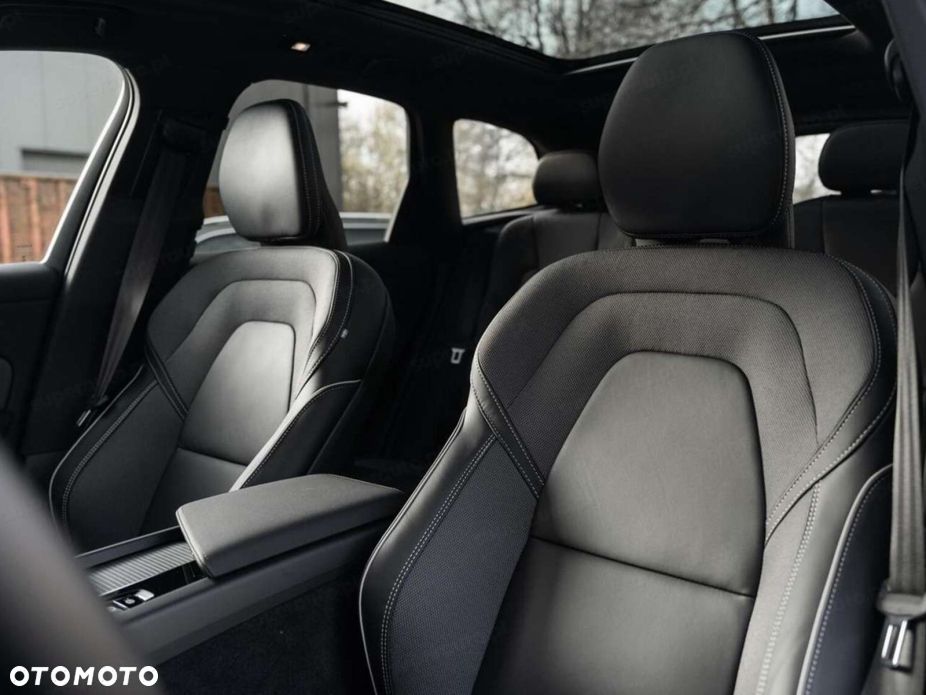 Volvo XC 60 - 6