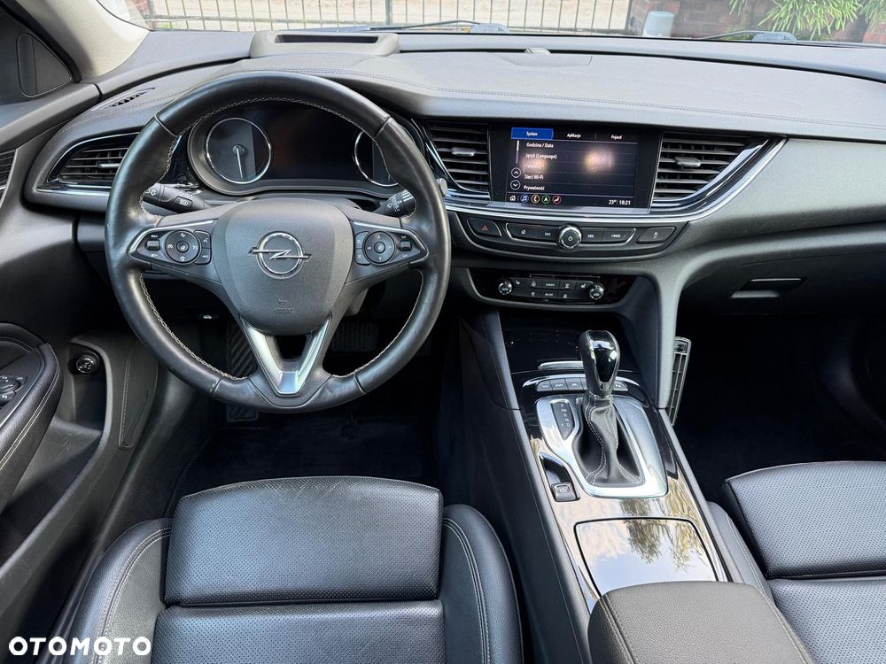 Opel Insignia - 17
