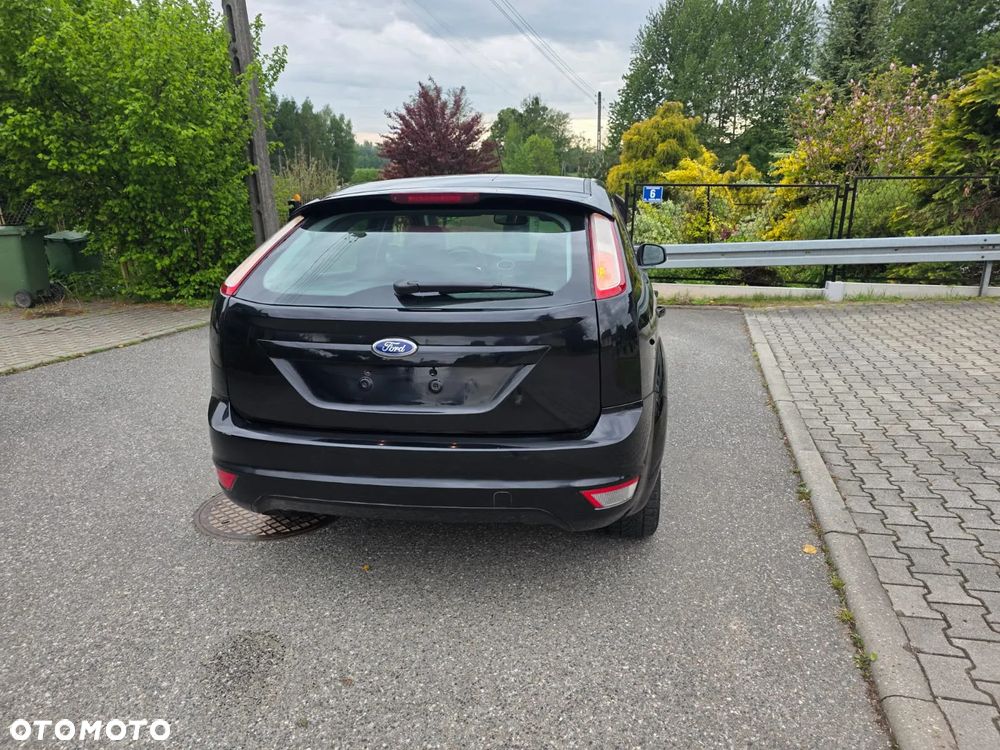 Ford Focus 1.8 Black Magic - 33