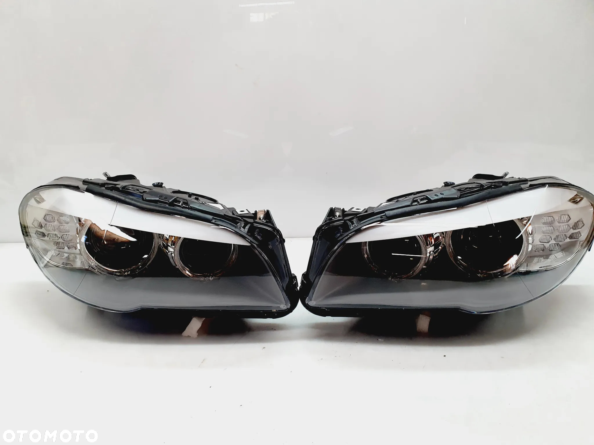 LAMPA LEWA PRAWA BI-XENON BMW 5 F10 F11 EUROPA - 2