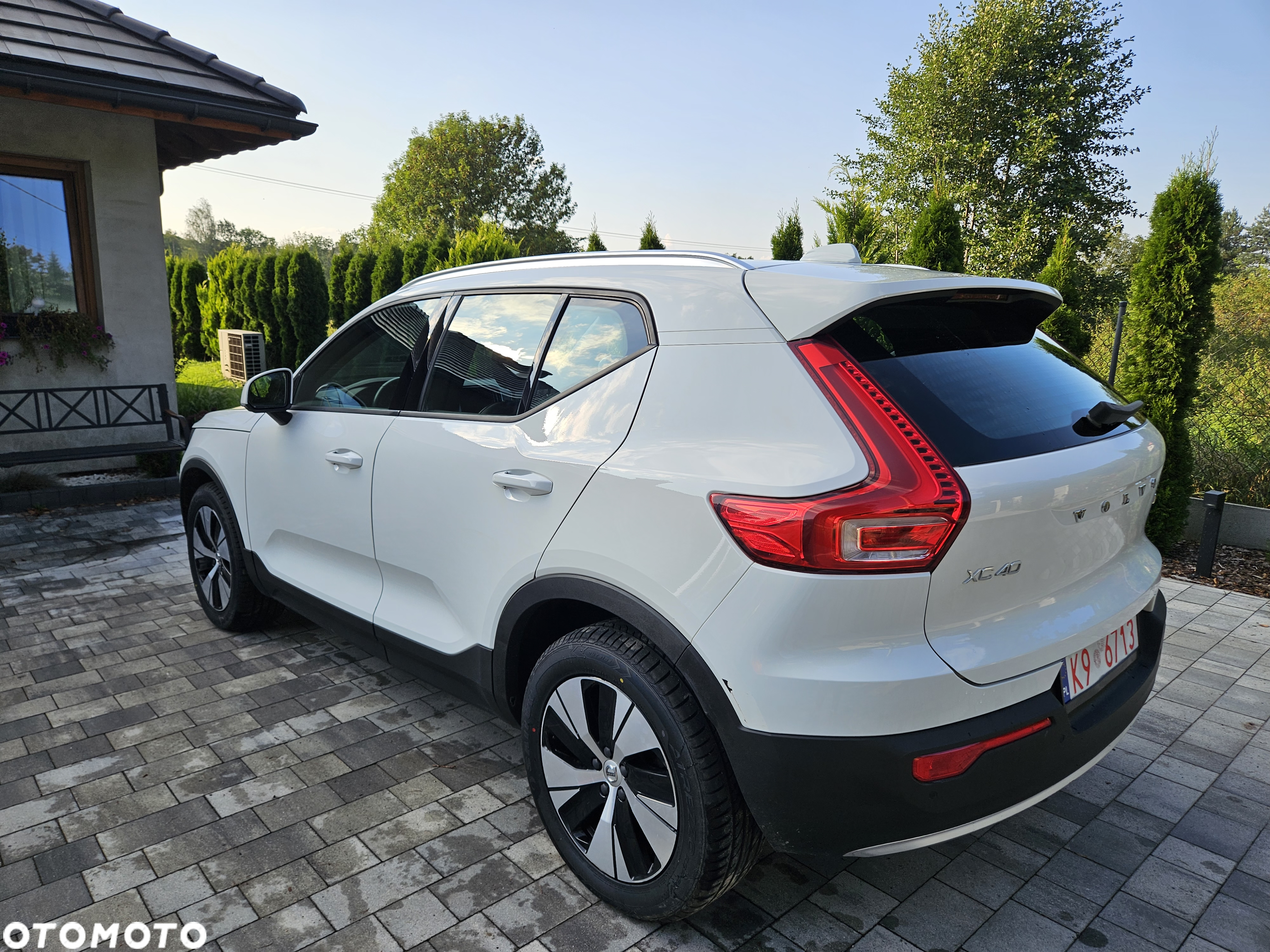 Volvo XC 40 D3 AWD Momentum - 4