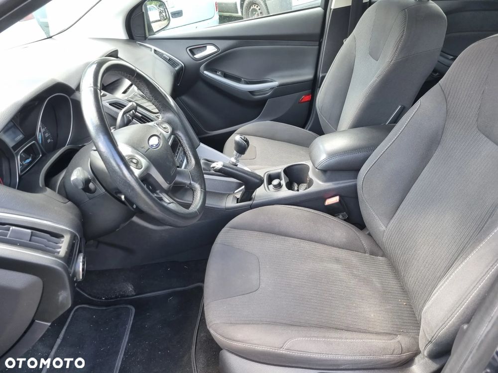 Ford Focus Turnier 2.0 TDCi DPF Titanium - 21