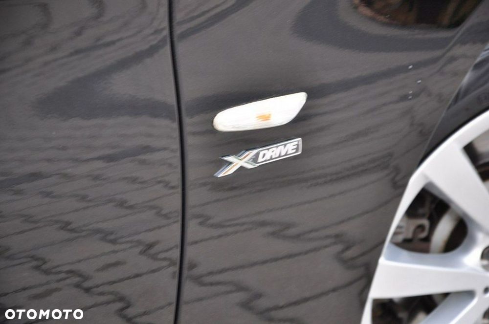 BMW Seria 3 325i Edition Exclusive - 22