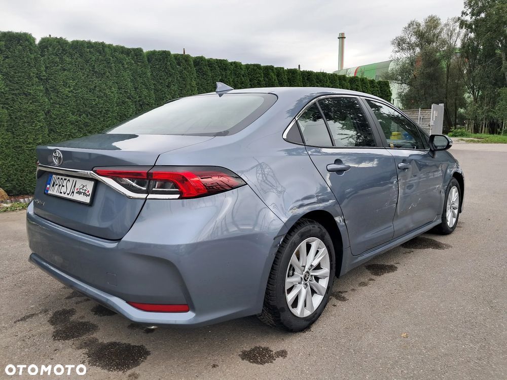 Toyota Corolla - 5