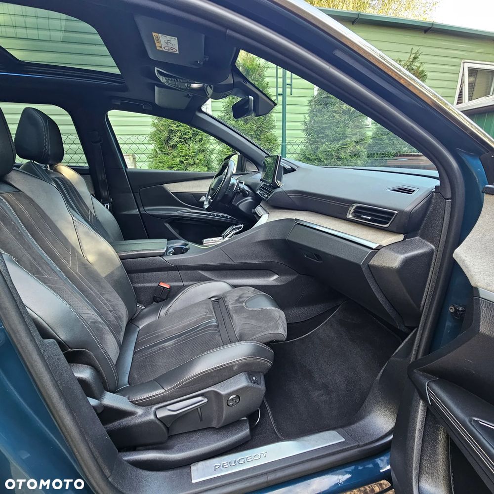 Peugeot 5008 - 8