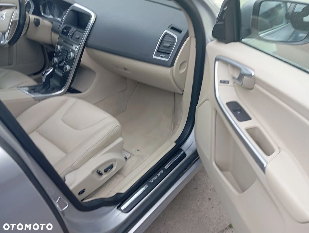 Volvo XC 60 - 16