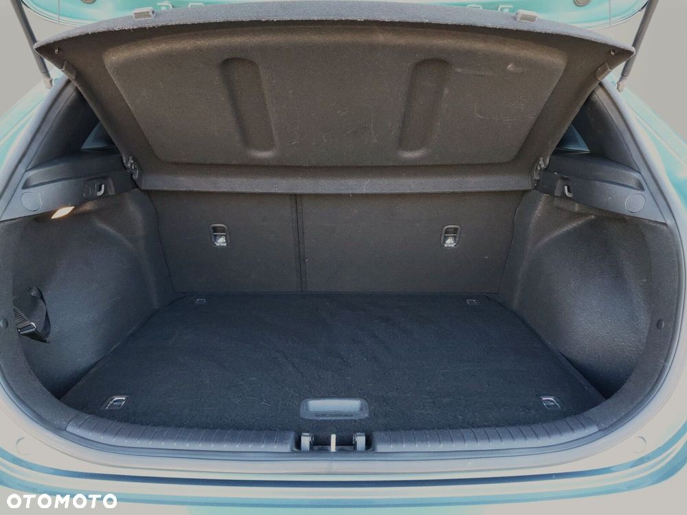 Kia Ceed 1.5 T-GDI M - 14