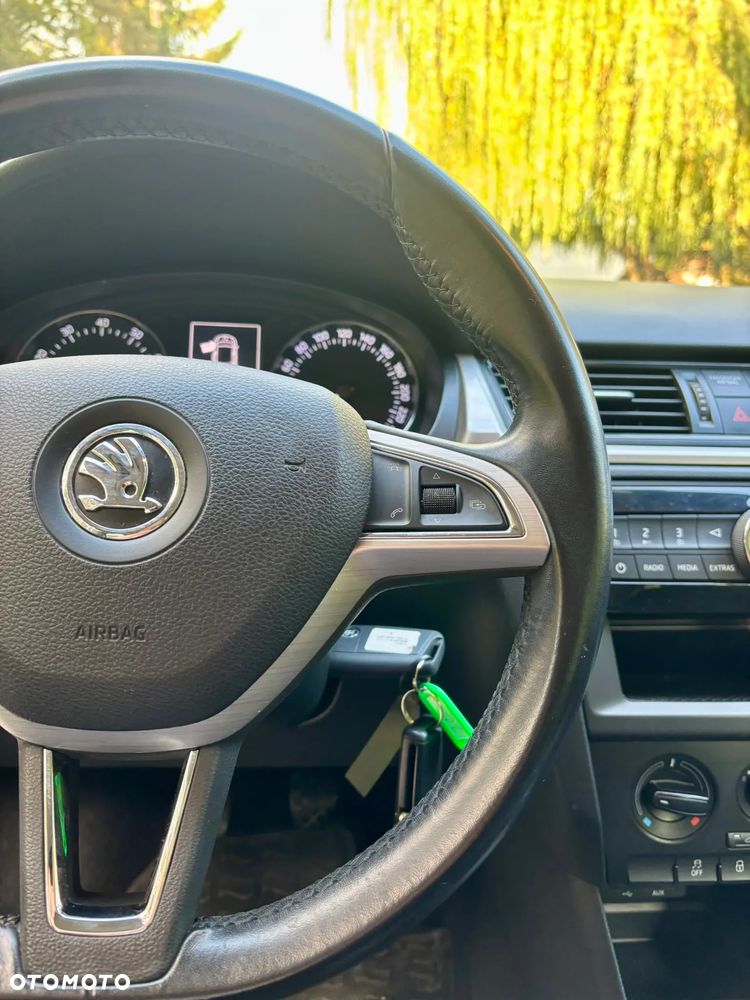 Skoda RAPID 1.2 TSI Ambition - 14