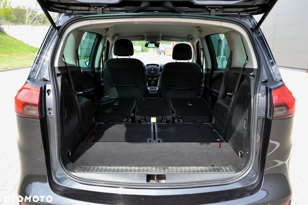 Opel Zafira 1.4 T Cosmo EcoFLEX S&S - 33