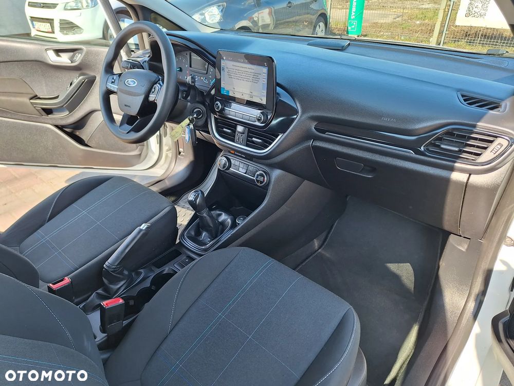 Ford Fiesta - 10