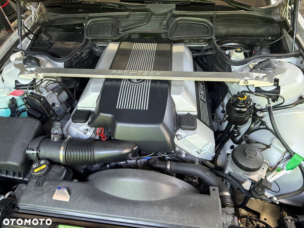 BMW Seria 7 740i - 22