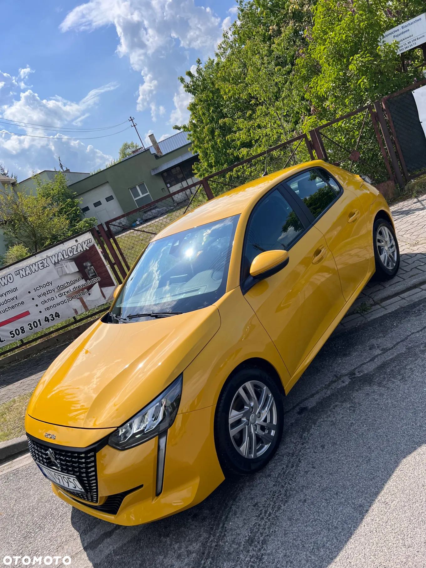 Peugeot 208 1.2 PureTech Allure S&S - 2