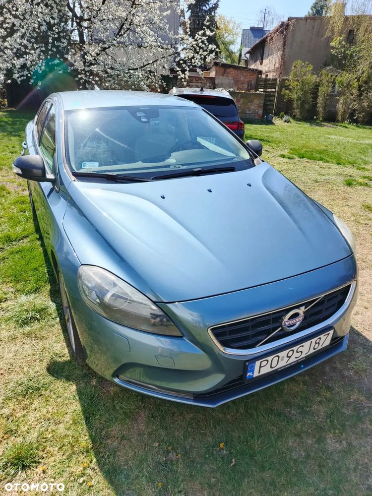 Volvo V40 T3 Kinetic - 1
