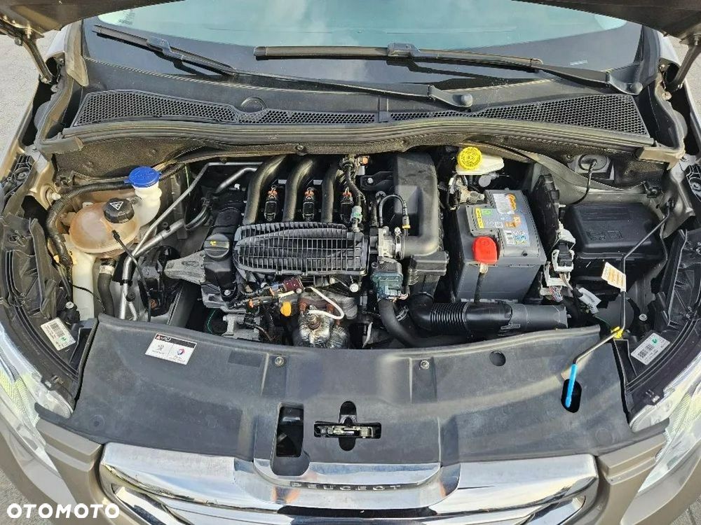 Peugeot 2008 - 24