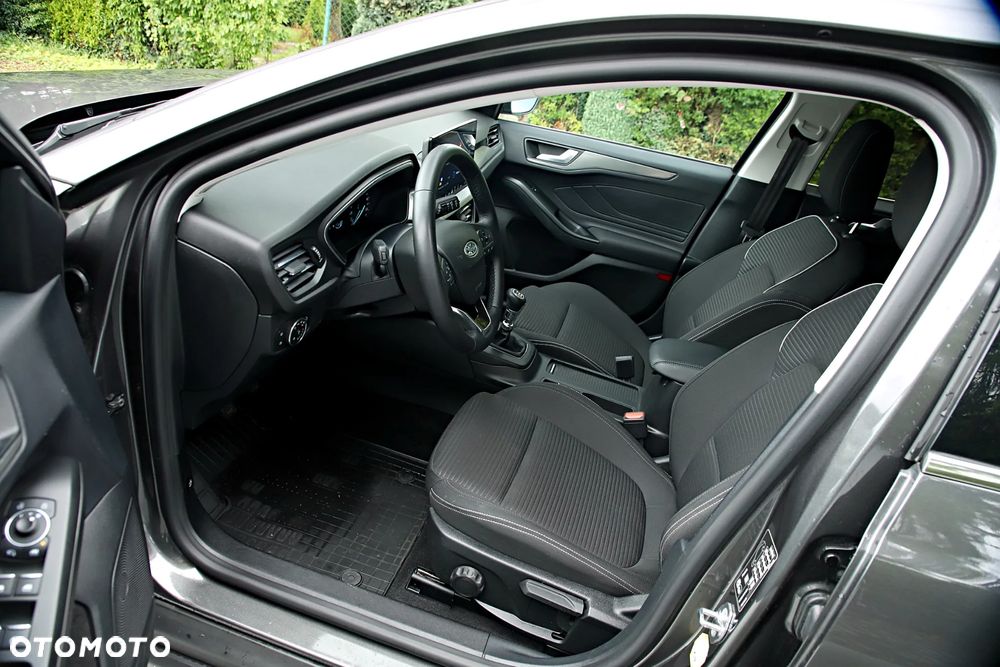 Ford Focus 1.5 EcoBlue STart-Stopp-System TITANIUM - 17