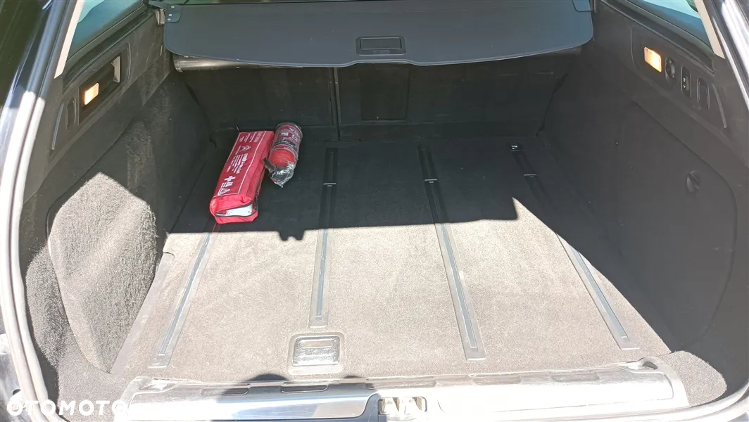 Citroën C5 3.0 HDi V6 Exclusive - 32