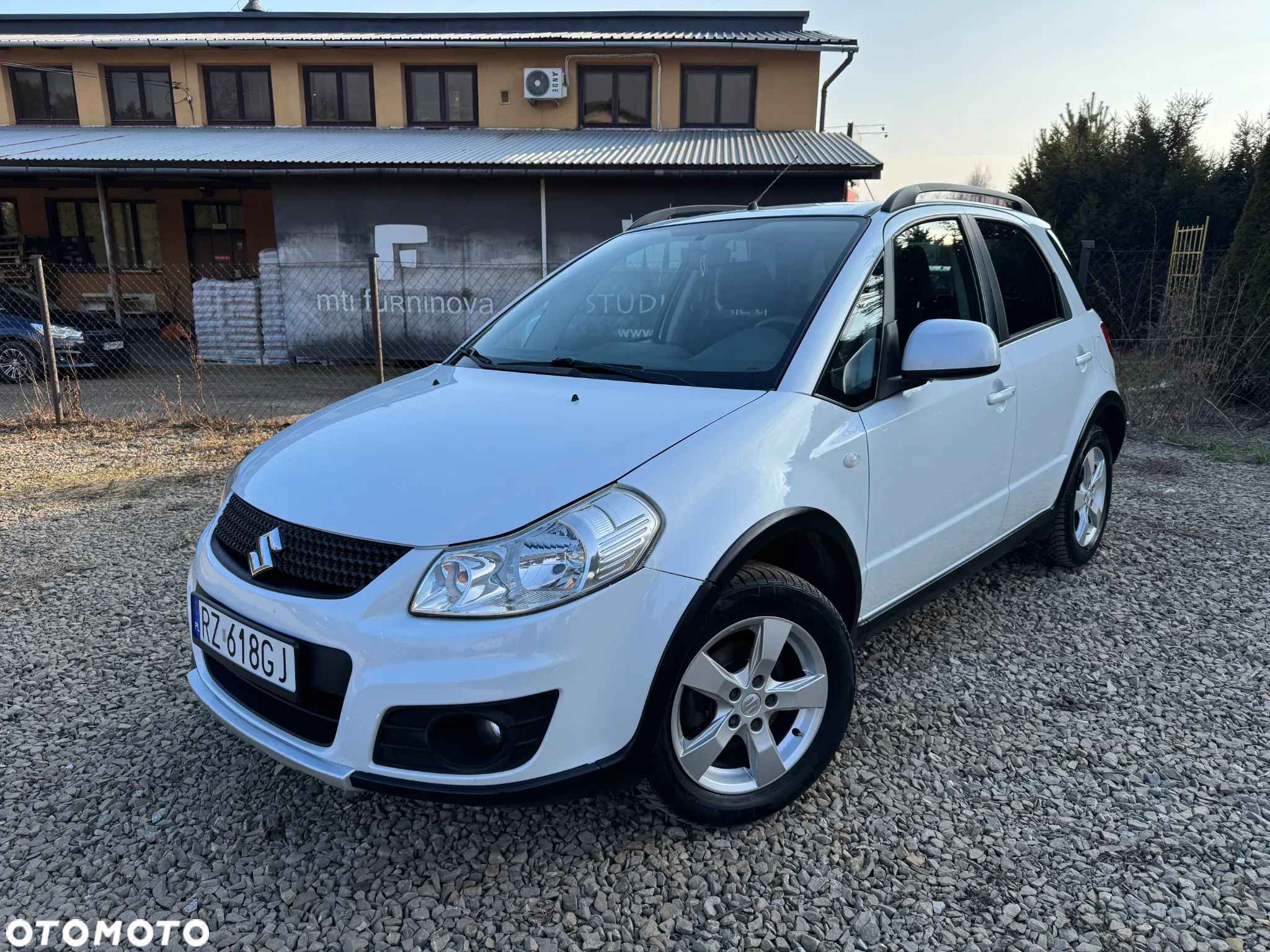 Suzuki SX4 1.6 Premium 4WD - 1